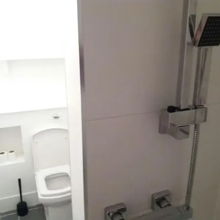 Dublin's Skinniest House *