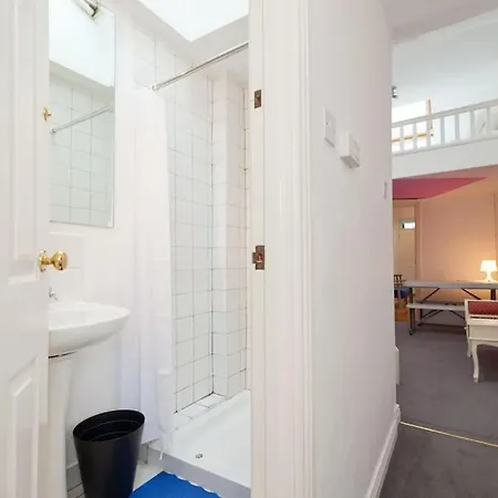 Dublin's Skinniest House