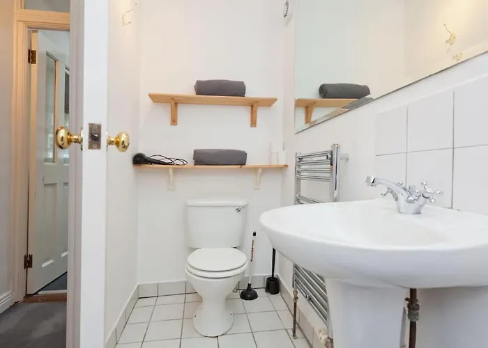 Dublin's Skinniest House Apartman