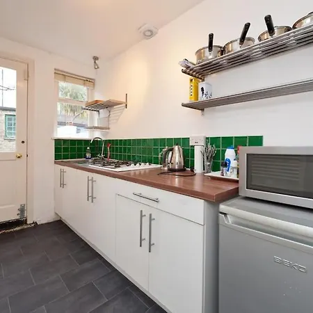 公寓 Dublin's Skinniest House *